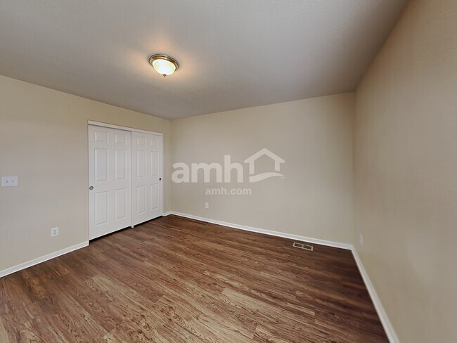 Building Photo - 10745 Kalispell St