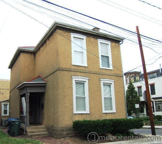 Building Photo - 513 S Lazelle St