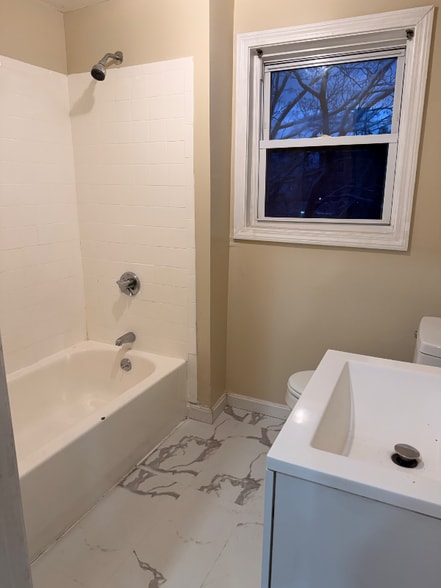 Building Photo - 182 Quequechan St