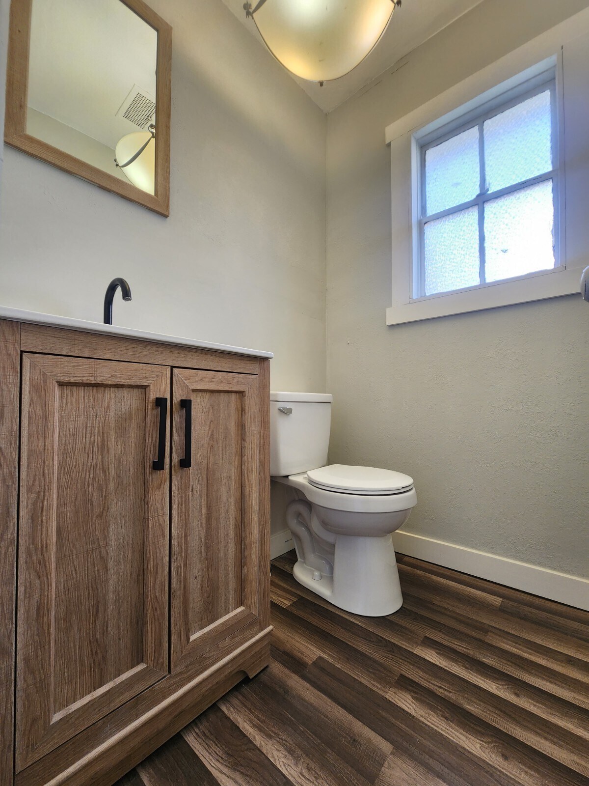 Bathroom - 209 West Ave S