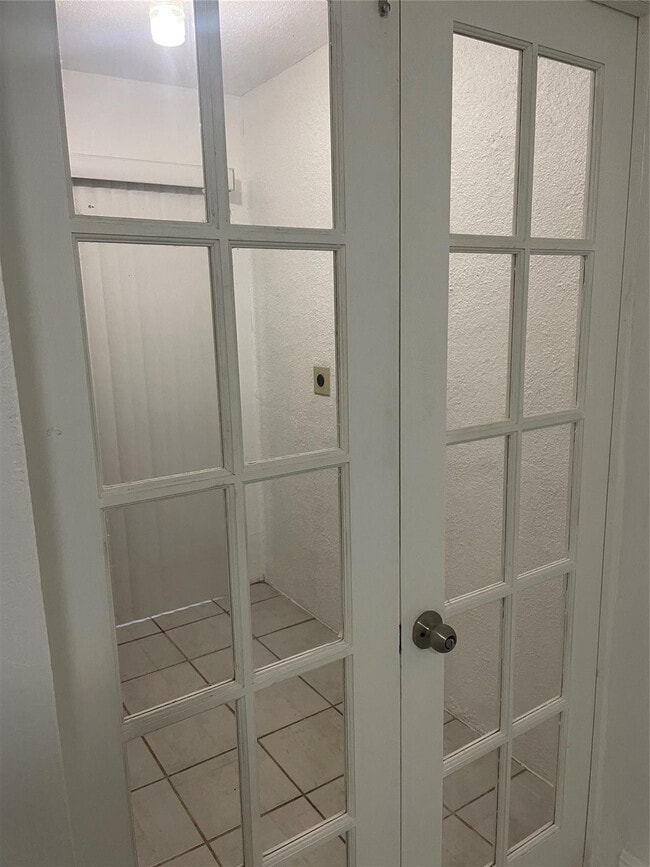 Building Photo - 7520 SW 153rd Pl