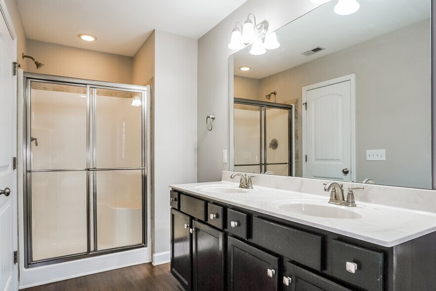 Building Photo - 408 McCarthy Dr