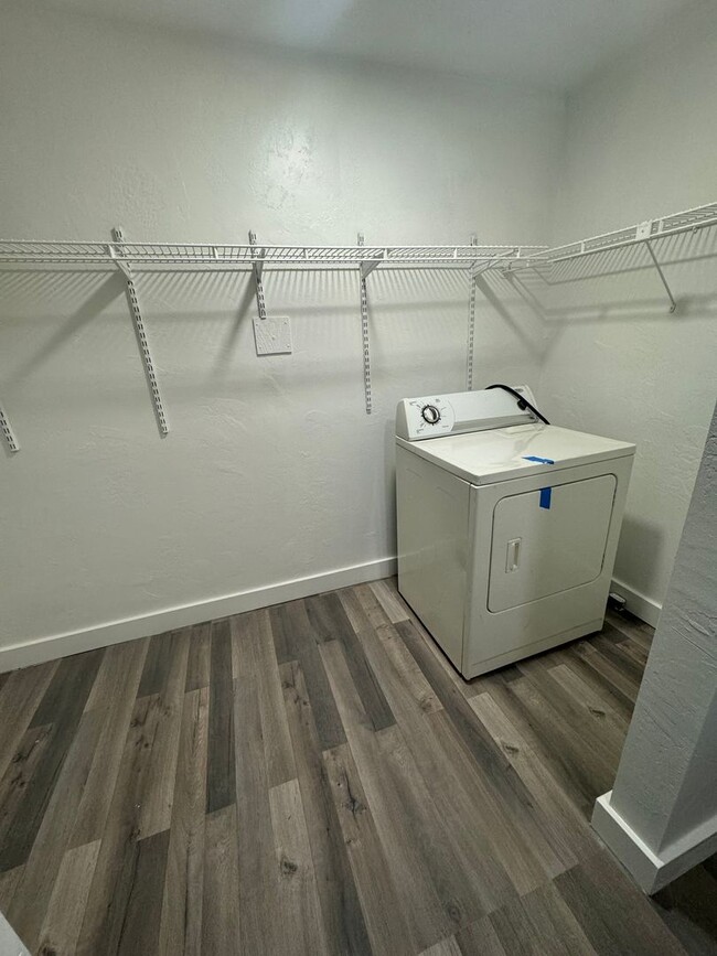 Building Photo - Spacious 3-Bedroom, 2.5-Bathroom Condo wit...