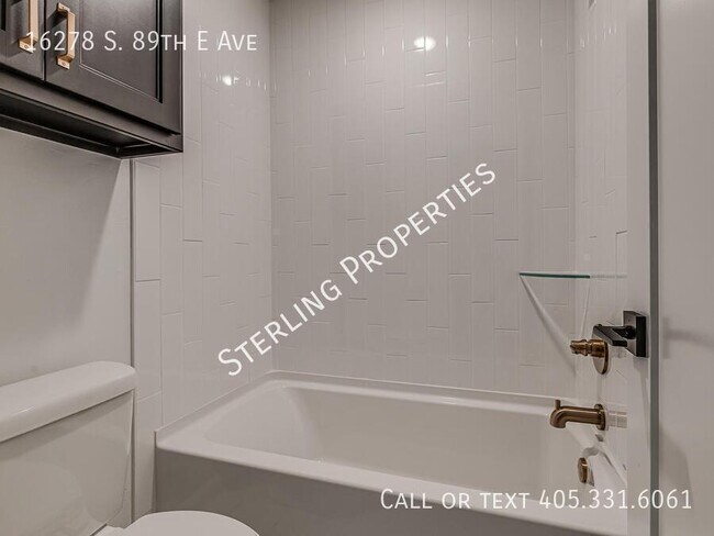 Building Photo - 16278 S 89th E Ave