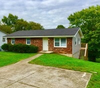 Building Photo - Charming 3 bed, 1 Bath in Shelbyville!