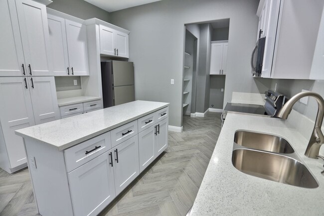 Building Photo - CALVADA VALLEY U3 - Galaxy Street