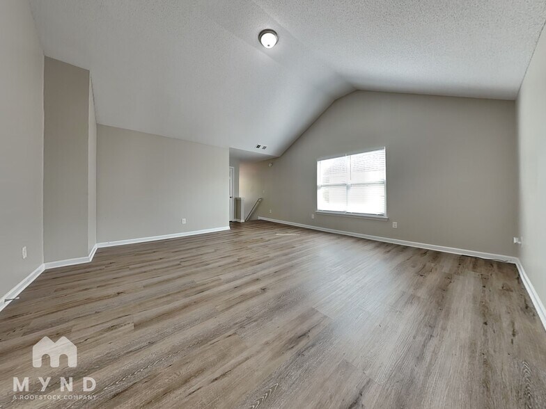 Building Photo - 1010 Rolling Meadows Rd