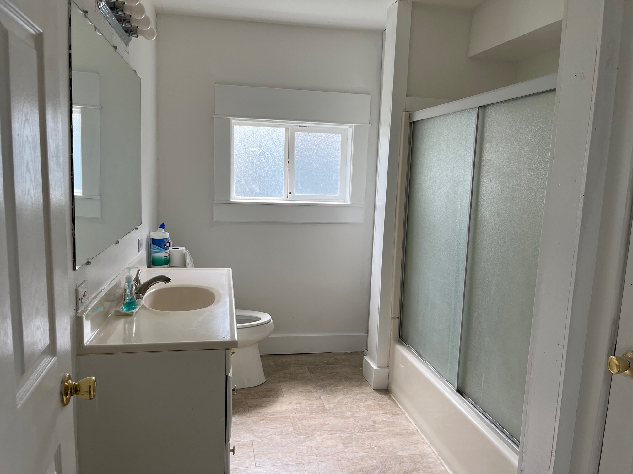 Building Photo - 520 Boulevard