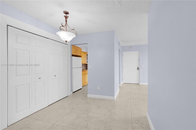 Building Photo - 8303 SW 142nd Ave