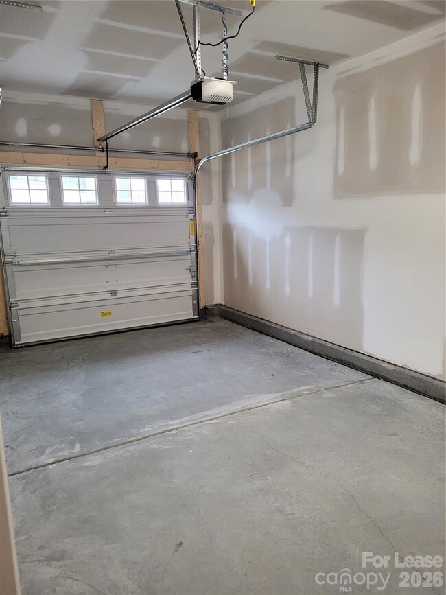 Building Photo - 5012 Falstone Dr