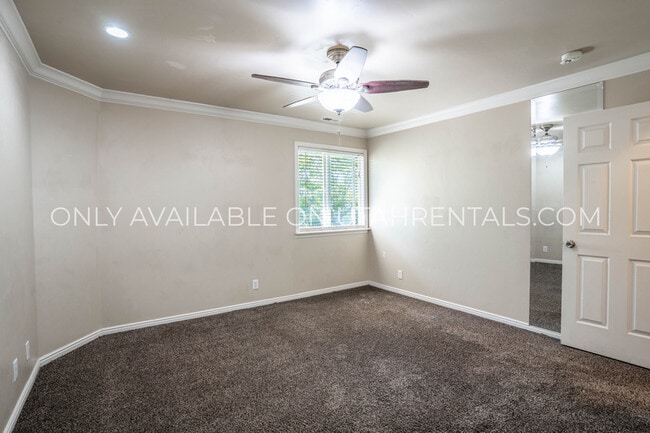 Building Photo - 12824 S Timber Run Dr
