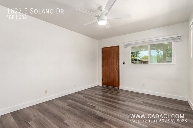 Building Photo - 1627 E Solano Dr