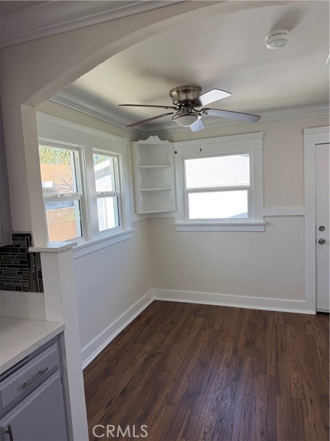 Building Photo - 1305 E 17th St