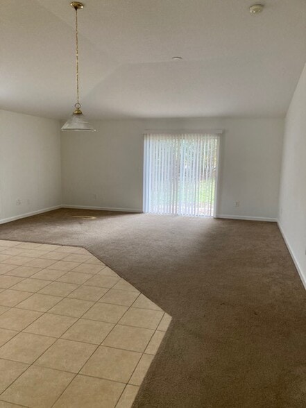 Building Photo - 35 Brunswick Ln