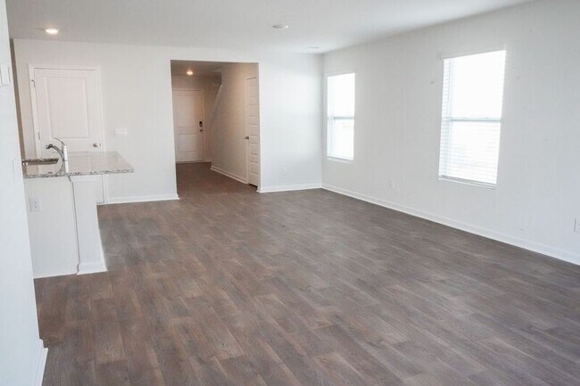 Building Photo - 491 Coconut Dr
