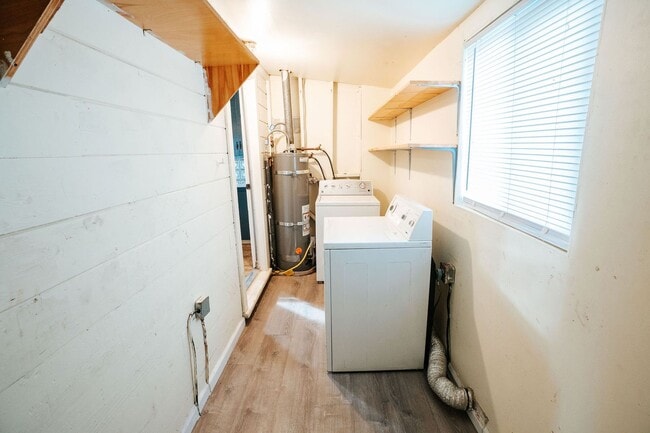 Building Photo - Charming Single Family Home In McKinleyville