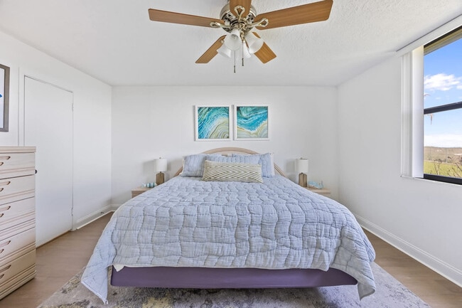 Building Photo - 2101 S Atlantic Ave