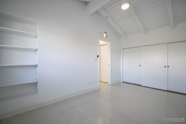 Building Photo - 1BR in Kailua – $2,995 (Utilities Included) | Move-In Ready!