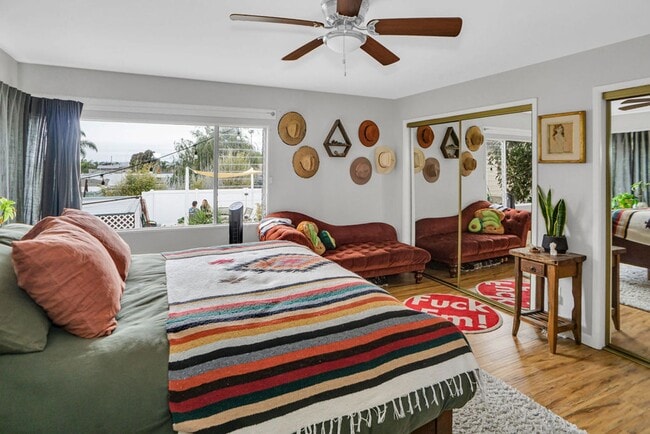 Building Photo - Adorable cottage in Ocean Beach!