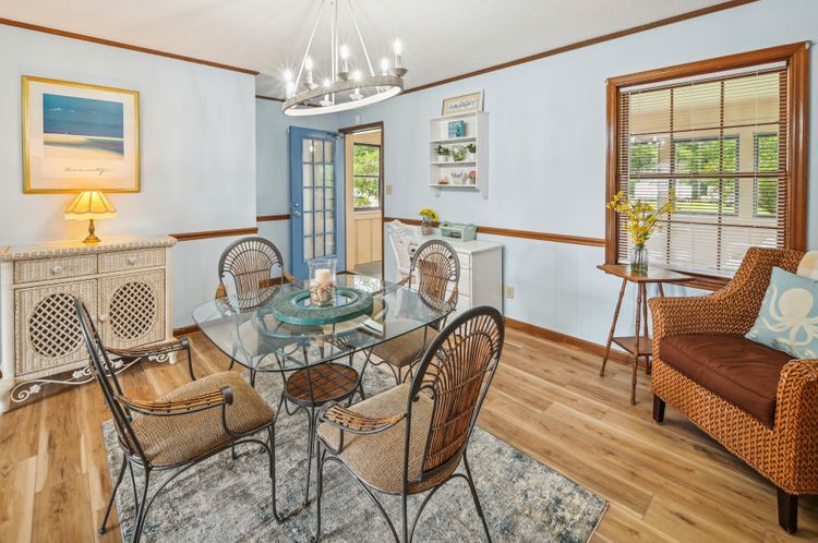 Building Photo - 1063 Burcale Rd