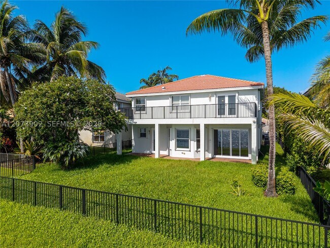 Building Photo - 5297 SW 183rd Ave