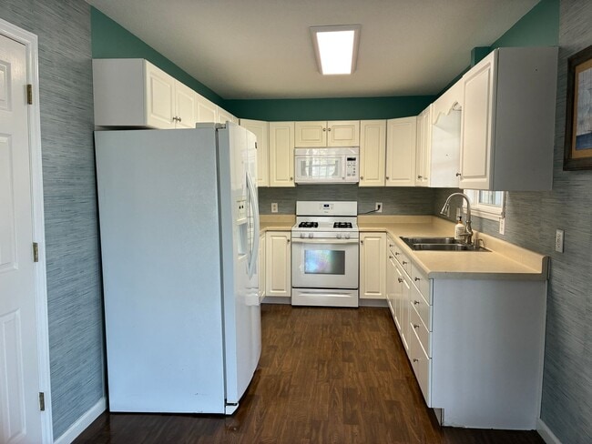 Building Photo - 2 Bedroom 1 Bath Home in Howells Point, Sunset Harbor, Bolivia, N C