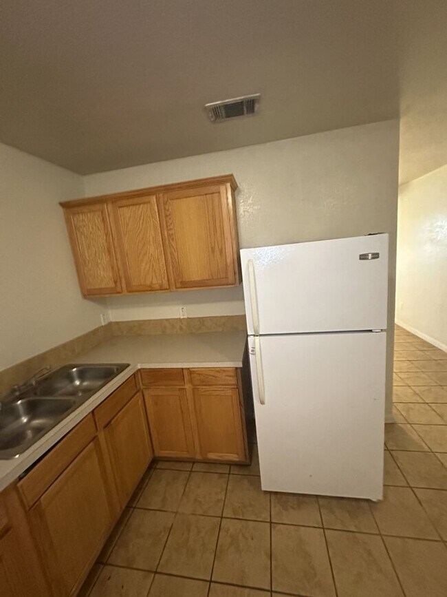 Building Photo - In the heart of Harker Heights this 2-bedr...