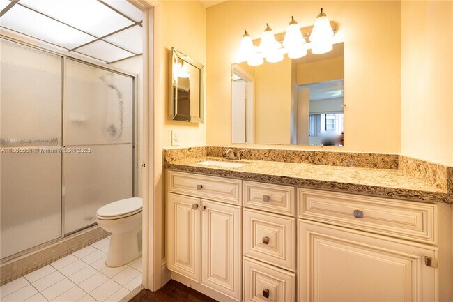 Building Photo - 9522 N Belfort Cir