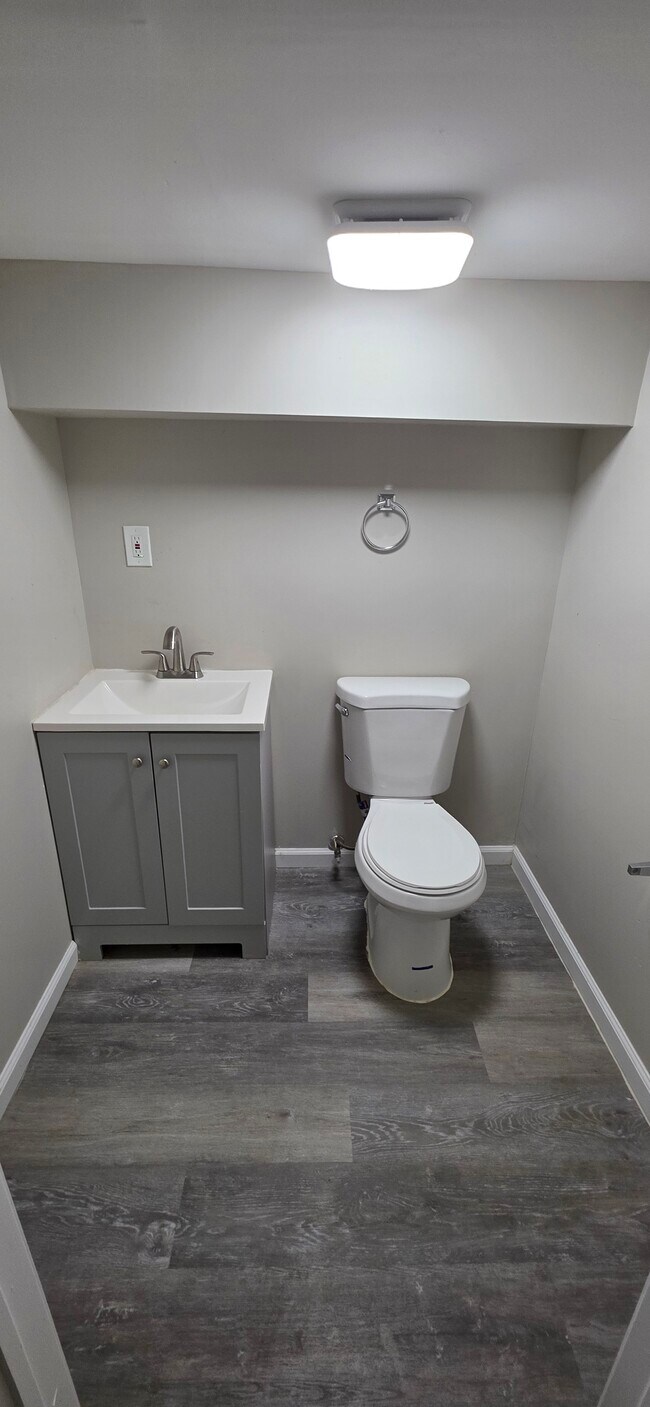 Building Photo - 2707 Presbury St