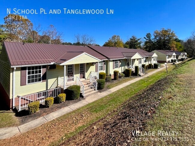 Building Photo - 335 N School Pl