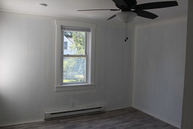 Building Photo - 209 W Frederick St