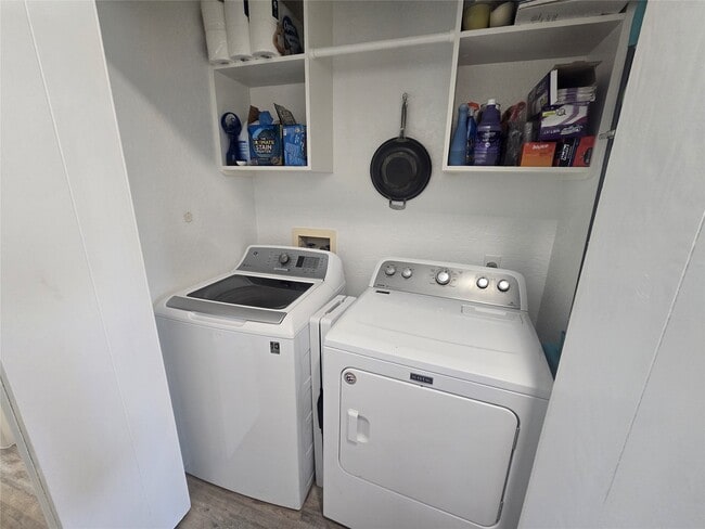 Building Photo - 211 Redfish Dr