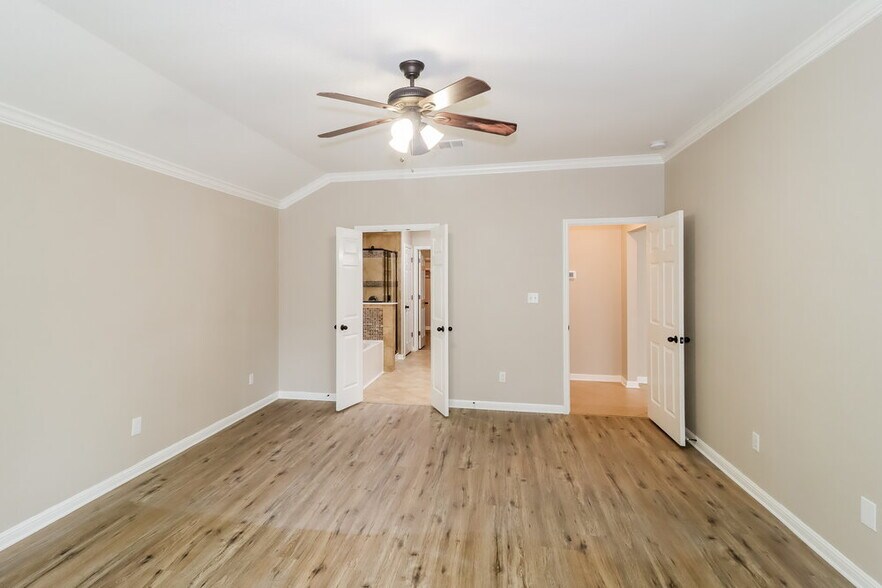 Building Photo - 4195 Woodhaven Trail