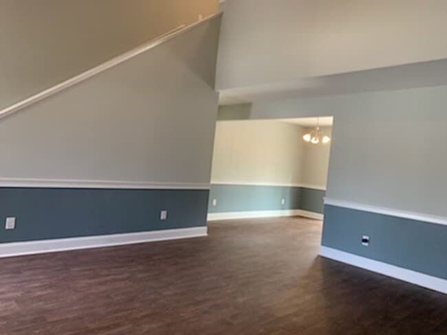 Building Photo - Townhome in Desirable Croatan Crossing Sub...