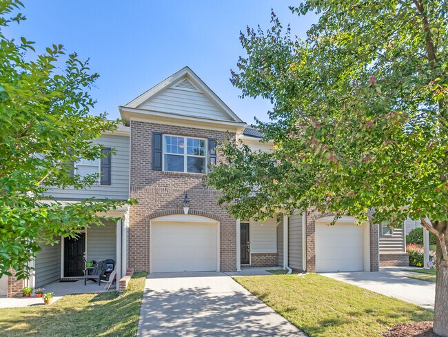 Primary Photo - 533 Panorama Park Pl
