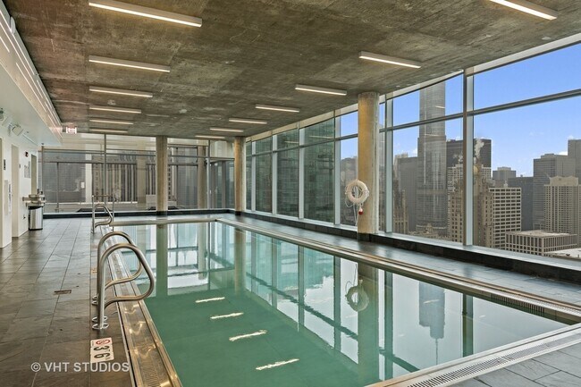 Building Photo - 600 N Fairbanks Ct