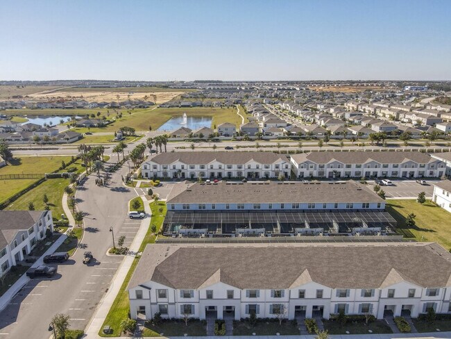 Building Photo - 2404 Tangier Dr