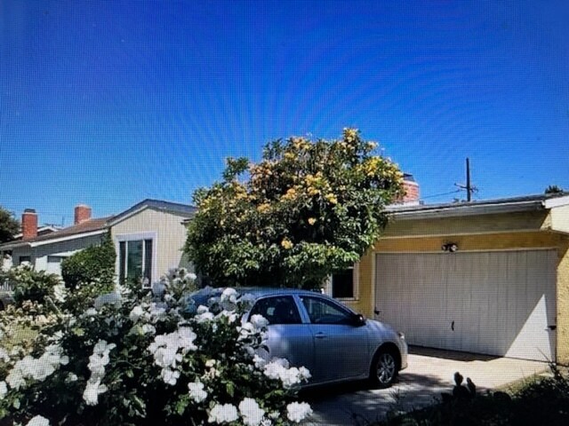 Building Photo - 12214 Aneta St