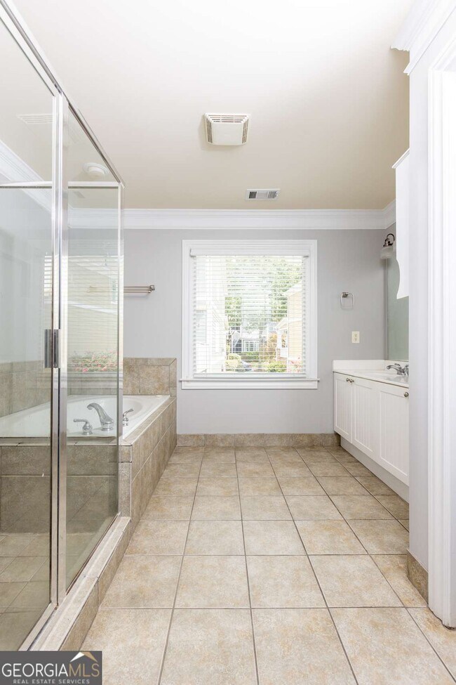 Building Photo - 1705 Barfield Run NW