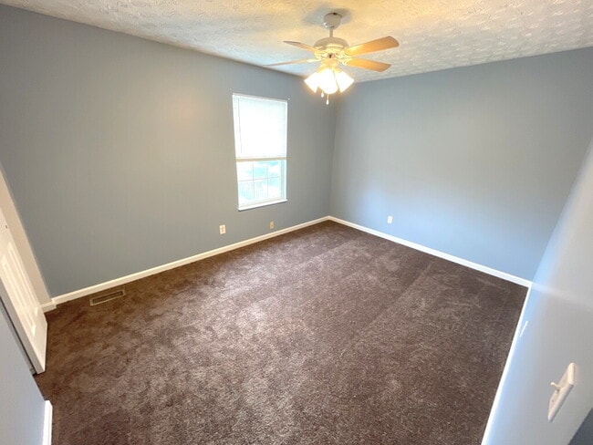 Building Photo - 6498 Midnight Sun Dr