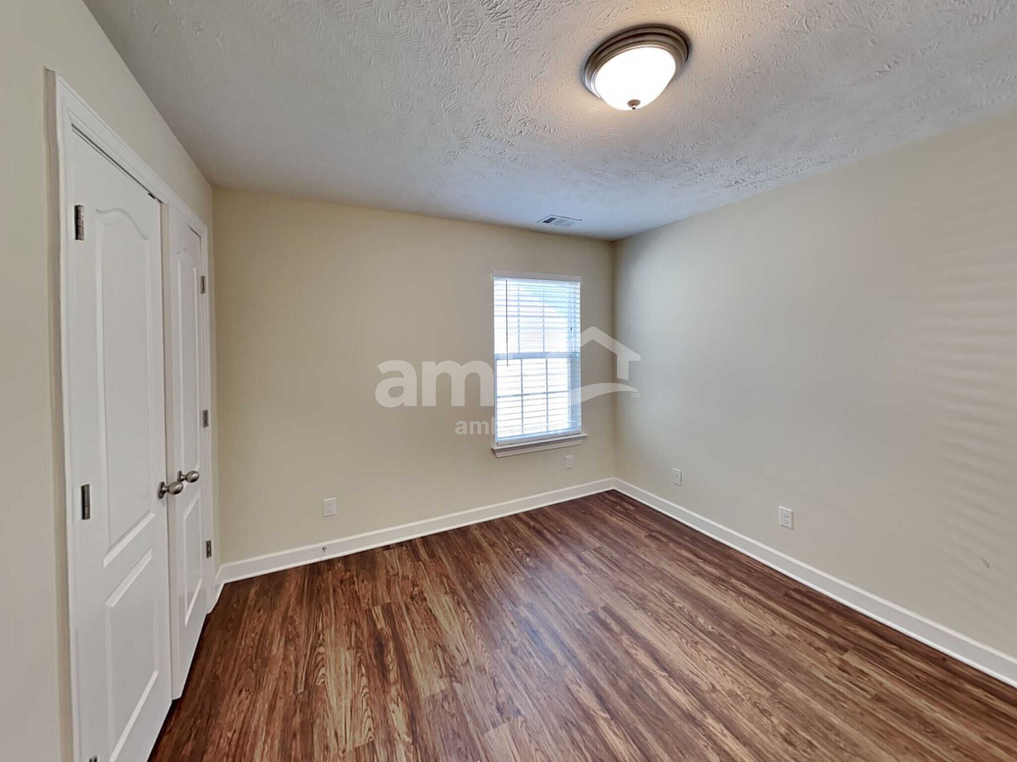 Building Photo - 6947 Calderwood Dr