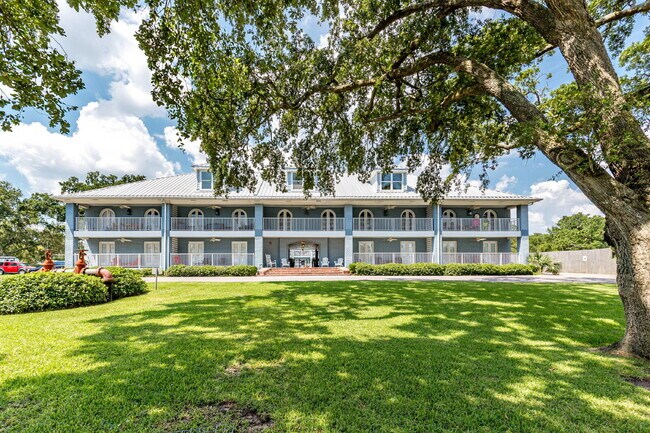 Building Photo - TDY Special! Furnished rental