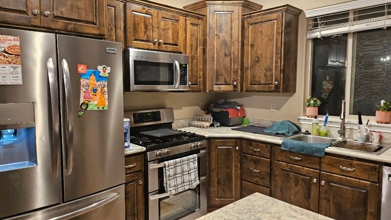 Building Photo - 1676 S 500 W St