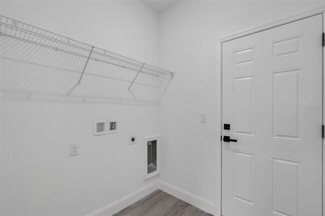 Building Photo - 2211 SW 153rd Pl Rd