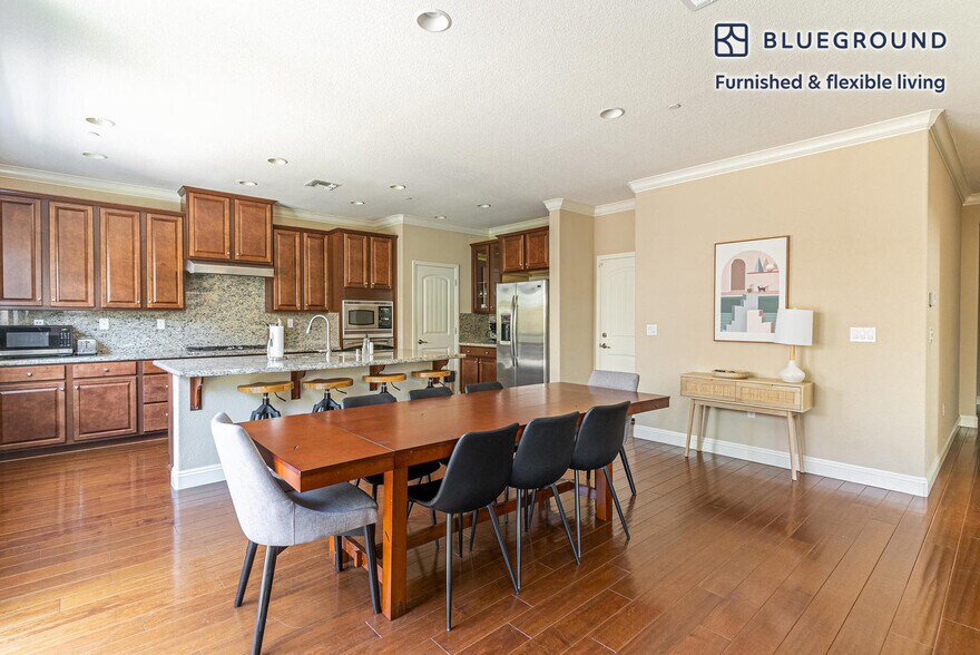 Building Photo - 5018 Osborne Cir