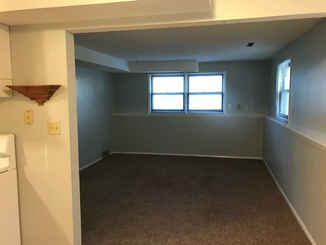 Building Photo - Marion - 360