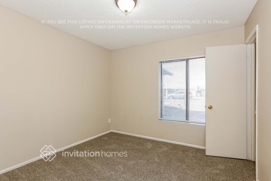 Building Photo - 5025 N 69th Ave