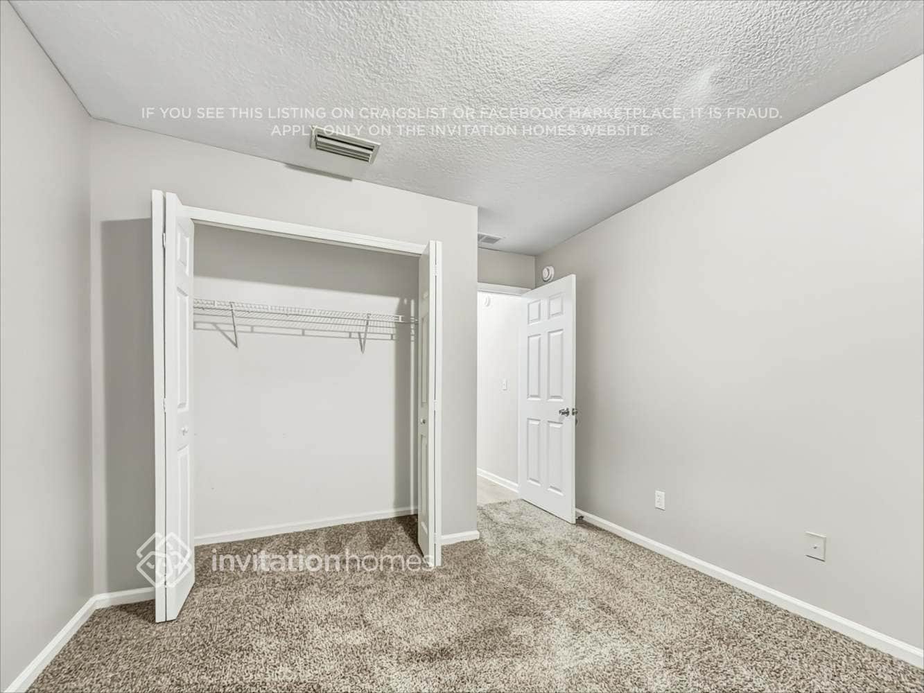 Building Photo - 14091 Summer Breeze Dr E