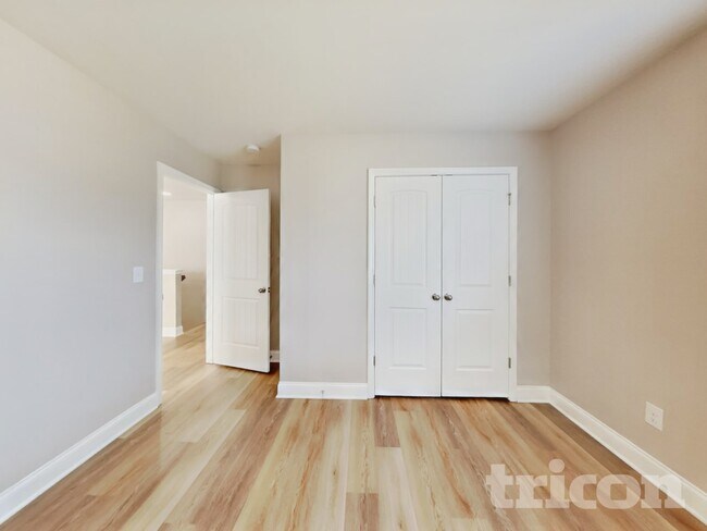 Building Photo - 50 Gallery Park Dr