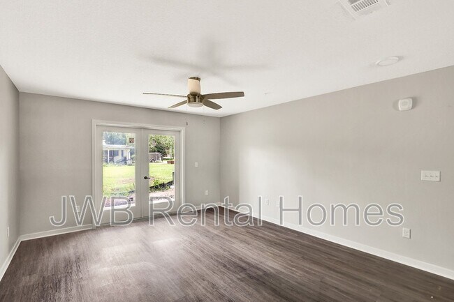 Building Photo - 10109 Old St Augustine Rd